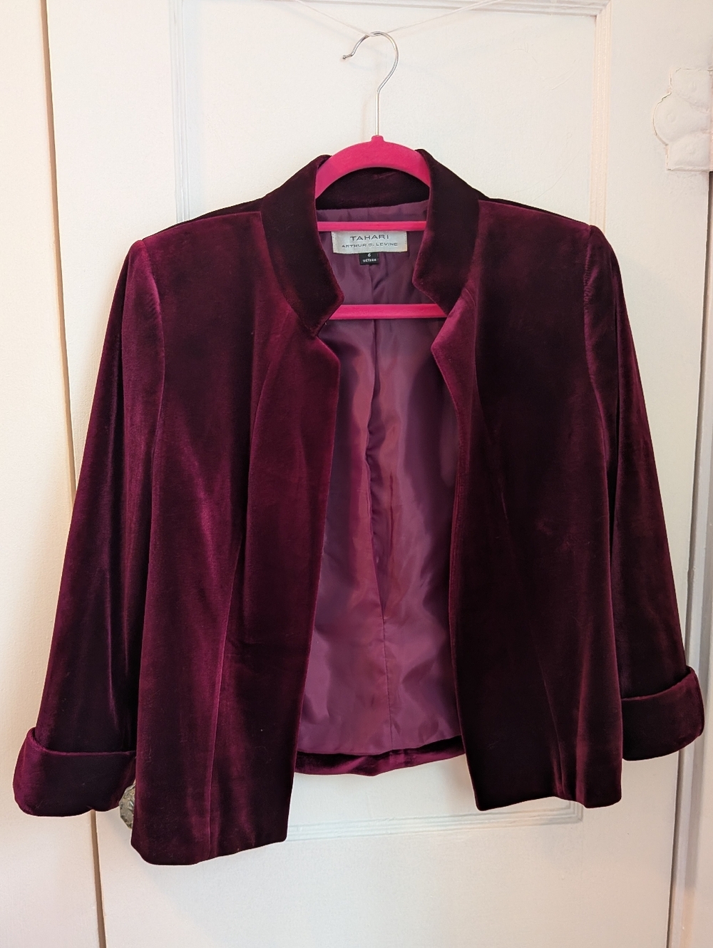 Tahari Wine Red Cuffed Open Front Velvet Jacket -  Size 6